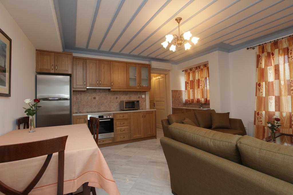 Avgerinos Hotel Kampochora  Chambre photo