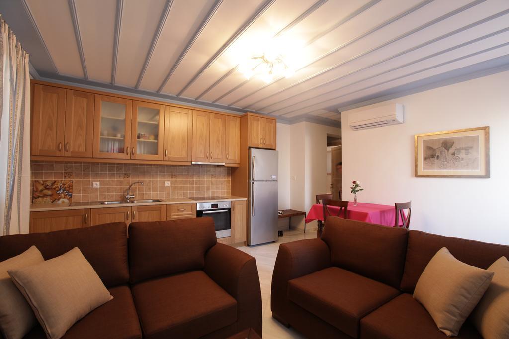Avgerinos Hotel Kampochora  Chambre photo