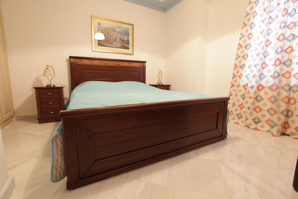 Avgerinos Hotel Kampochora  Chambre photo