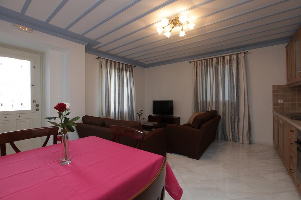 Avgerinos Hotel Kampochora  Chambre photo